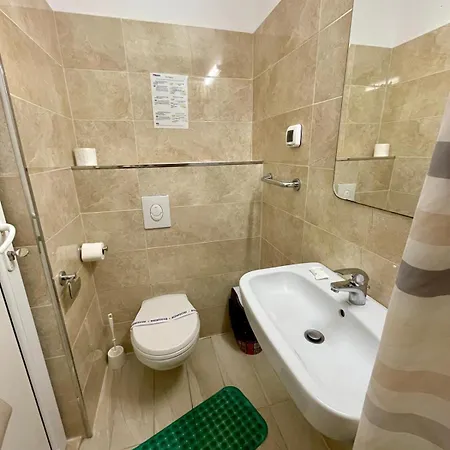 Hotel Aurora Mamaja